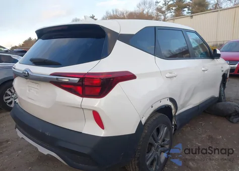 2021 Kia Seltos Lx z USA, uszkodzony, nr VIN KNDEPCAA0M7062232